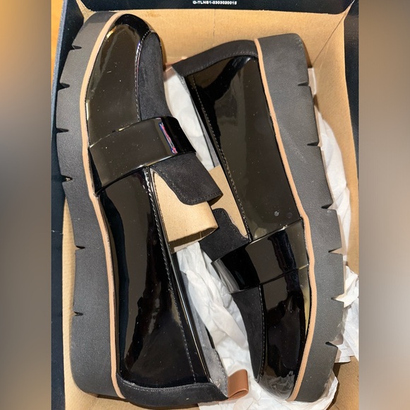 Dr. Scholl’s Webster Loafer - Picture 2 of 5